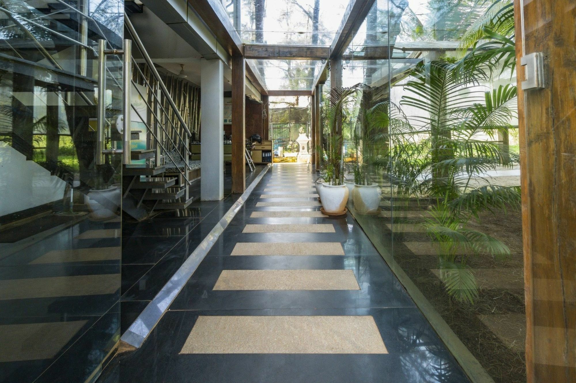 In A In Candolim, Goa, By Guesthouser 9753 Villa *
